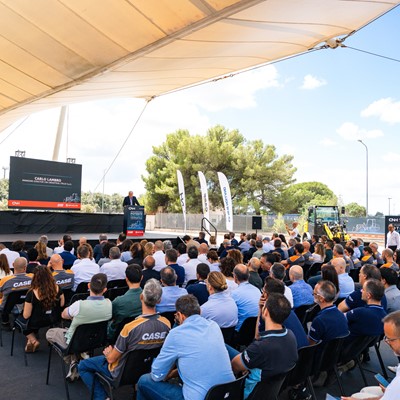 New Holland W40X launch in Lecce