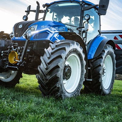 New Holland T5 Dual Command