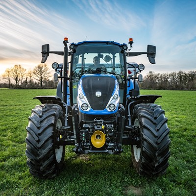 New Holland T5 Dual Command