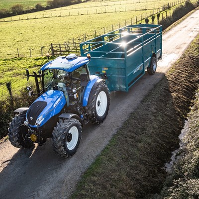 New Holland T5 Dual Command