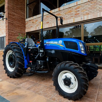 New Holland e PUCPR firmam parceria para modernizar m quinas da Fazenda Experimental Foto Lening Abdala