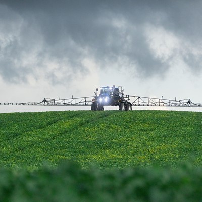 Pulverizador Defensor 4000 da New Holland