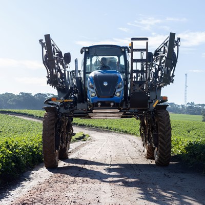 Pulverizador Defensor 4000 da New Holland