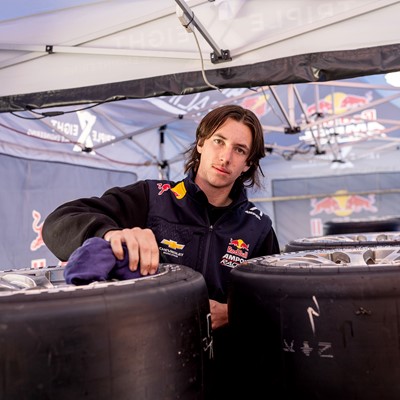 Tuned in to fine tuning The latest Supercars apprentice experience awarded