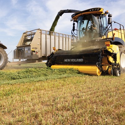 La nueva picadora FR 650 de New Holland se destaca en el Congreso Argentino de Forrajes
