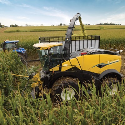 La nueva picadora FR 650 de New Holland se destaca en el Congreso Argentino de Forrajes