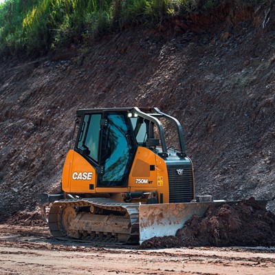 Trator compactado de esteira CASE 750M