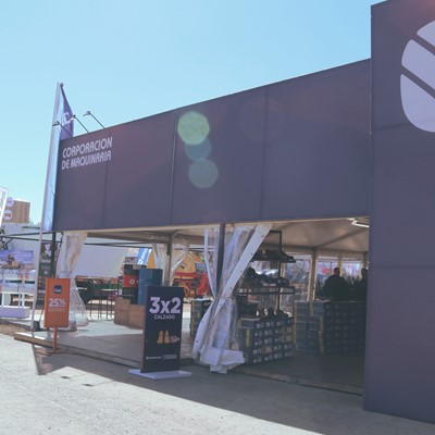New Holland y Corporacion de Maquinaria presentes en Expo Prado 2025