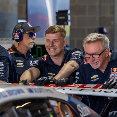 Bathurst Supercars experience an eye opener for Zac