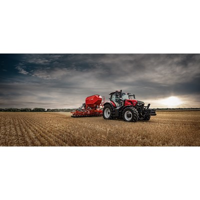 All New Case IH Puma Series Tractor Improved Maneuverability and Elevated Operator Experience