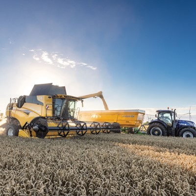 New Holland CX8.90