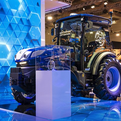 New Holland conquista o pr mio de Melhor Trator Especializado no Tractor of the Year 2026