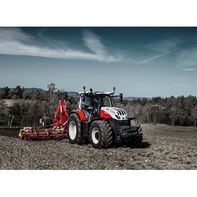 STEYR SHOWS SOLUTIONS FOR EVERY FARM AT AGRIBEX 2025