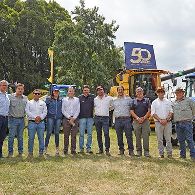 New Holland presento una amplia gama de productos en SAGO Fisur junto a SKC
