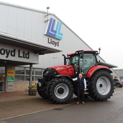 Case IH announces the appointment of Townson Tractors Ltd and Expanded Territories for Lloyd Ltd