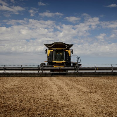 CR11 da New Holland a maior colheitadeira de duplo rotor do mundo