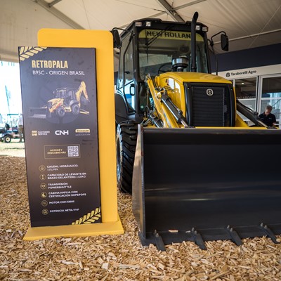 New Holland Construction particip en la 20 edicion de Expoagro