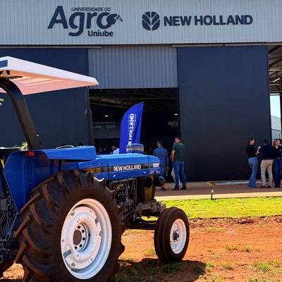 New Holland inaugura Centro de Treinamento na Cidade do Agro para capacitar alunos de cursos ligados agricultura
