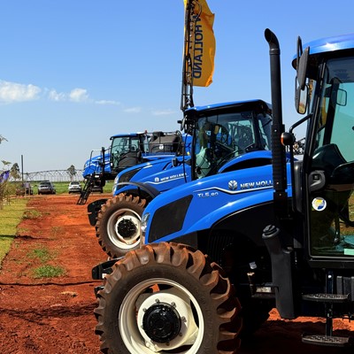 New Holland inaugura Centro de Treinamento na Cidade do Agro para capacitar alunos de cursos ligados agricultura