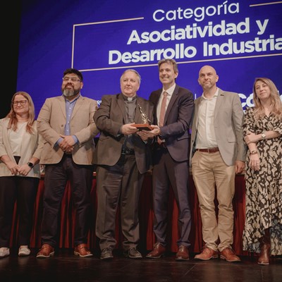 Soledad Perfumo vicerrectora de Innovaci n y Desarrollo Matias Arias Innovaci n y Customer Experience CNH Padre