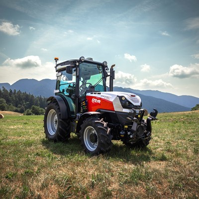 NEW STEYR SPEZIAL F CVT MAKES FIRST PUBLIC APPEARANCE AT EIMA INTERNATIONAL 2026