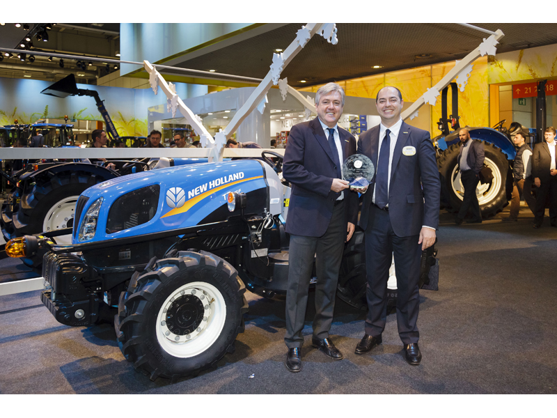 New Holland Agriculture Brand President Carlo Lambro (left) and New Holland Agriculture Business Director for Italy Marc New Holland Agriculture Brand President Carlo Lambro (left) and New Holland Agriculture Business Director for Italy Marc