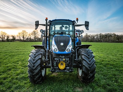 New Holland T5 Dual Command