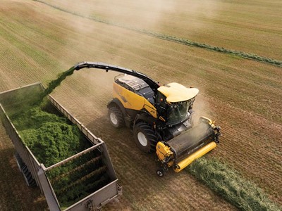 El sistema de guiado avanzado de New Holland para tractores especiales gana el premio EIMA a la innovaci n tecnica