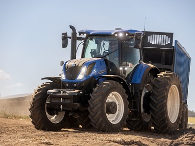 Trator T7 300 Auto Command CVT da New Holland