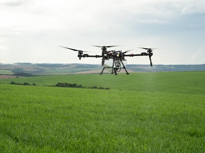Drone de pulveriza o Case IH