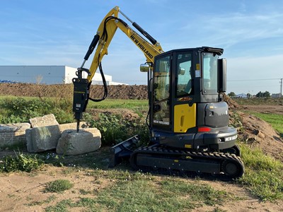 E42D with Hammer