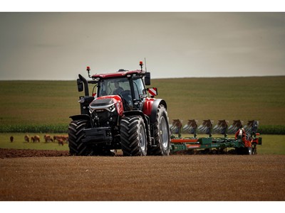 Case IH Optum 440 Recognized as Upper Medium Size Tractor in Farm Machine of the Year Awards