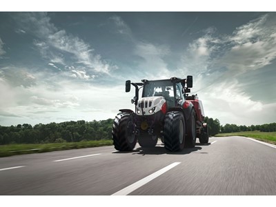 MORE CHOICE FOR STEYR EXPERT CUSTOMERS TWO TRANSMISSIONS AND THREE FEATURE PACKS