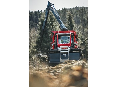 STEYR 6150 Profi CVT forestry crane