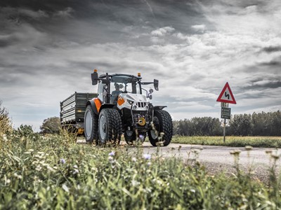 STEYR 4120 PLUS Municipality