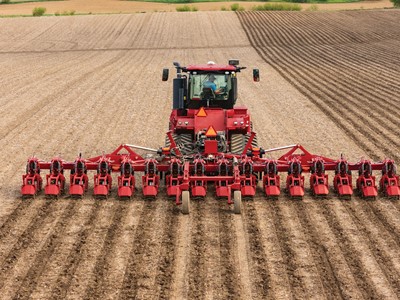 Steiger 645 Quadtrac with Nutri Tiller 1000 series strip till tool