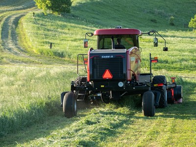 WD2506 windrower