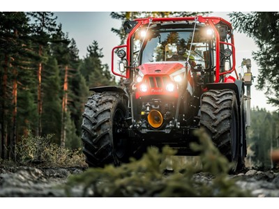 STEYR Traktoren Plus Forestry 2