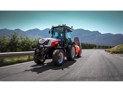 STEYR Traktoren Spezial F CVT Road