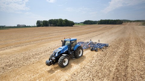 New Holland Agriculture T8 tractor equipped with Precision Land Management systems