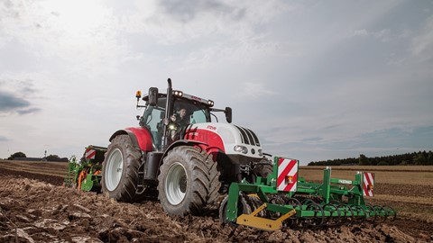 Steyr 6185 CVT Seedbed Preparation