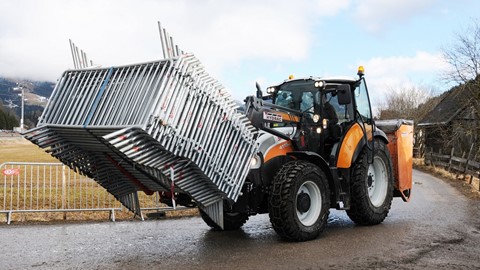 Ski Flying World Cup 2014: Steyr “clearance fleet” in action!