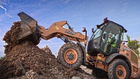 Case 221F compact wheel loader