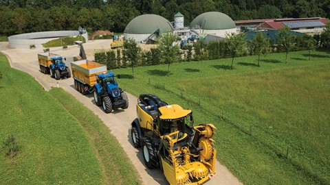 The New Holland Agriculture FR 780 (front) equipped with Power Cruise Eco Mode