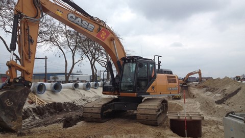 CASE CX300D Excavator at work in the new industrial area in Staphorst, in the North of Holland