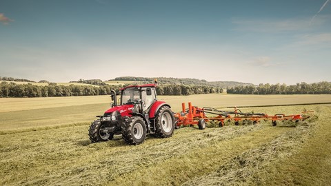 Case IH Luxxum Tractor raking