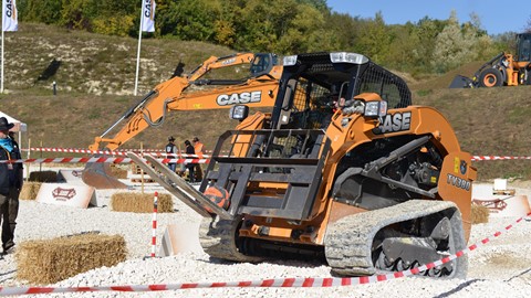 CASE Rodeo Lawless Loader CASE TV 380