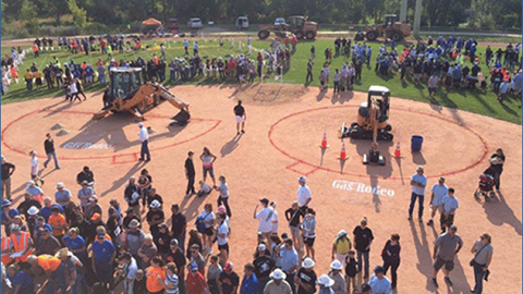 Teams competed in five qualifying events before advancing to the final Rodeo Relay