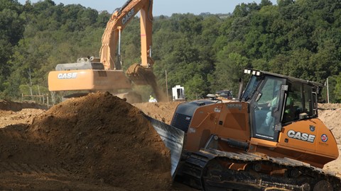 The CASE 2050M Completes the Backfilling of the Pipeline