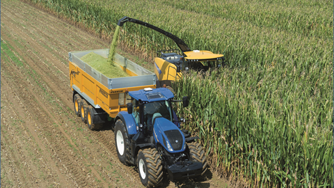 New Holland Agriculture announced today it signed a preferred partnership agreement with Dinamica Generale (DG)
